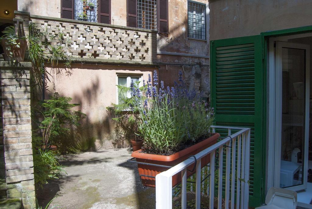 Santonofrio Apartments Rome Room photo